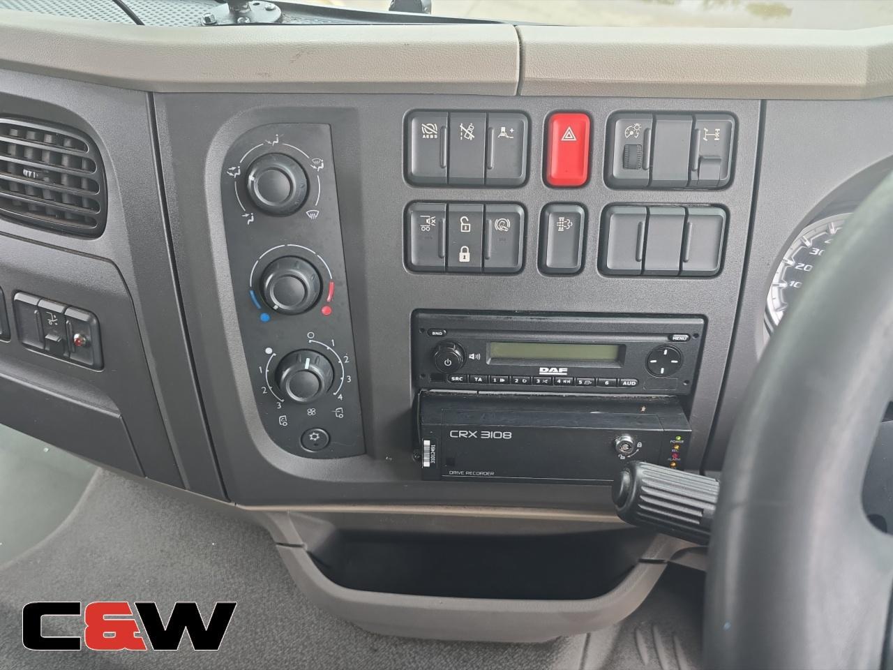 Vehicle image 28